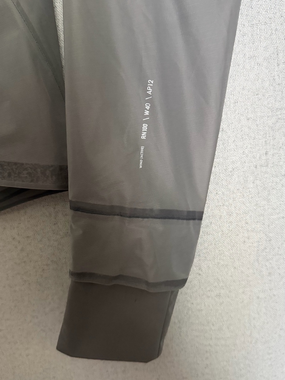 Hoka One One Performance Shield jacket - Picture 3 of 7